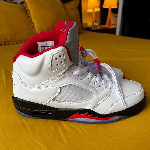 Nike Air Jordan 5 V Fire Red White Black 2020 Release Sneakers Max 95 90 Size 10 main image 4